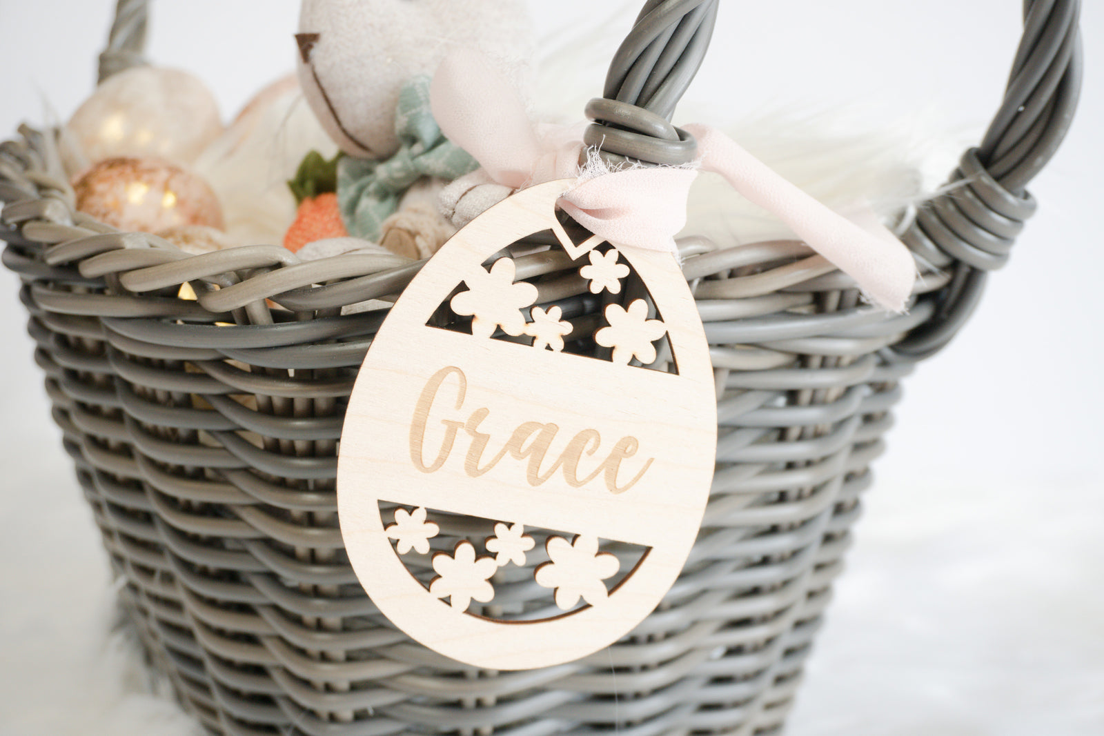Easter Basket Tag - Cutout Floral Egg