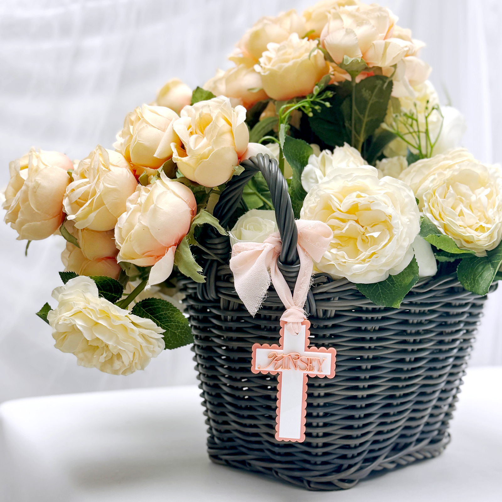 Easter Basket Tag - Scalloped Cross