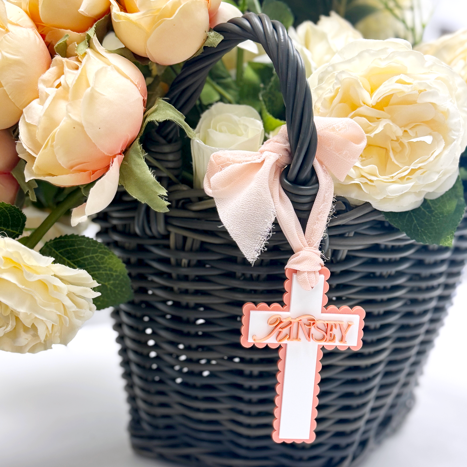 Easter Basket Tag - Scalloped Cross