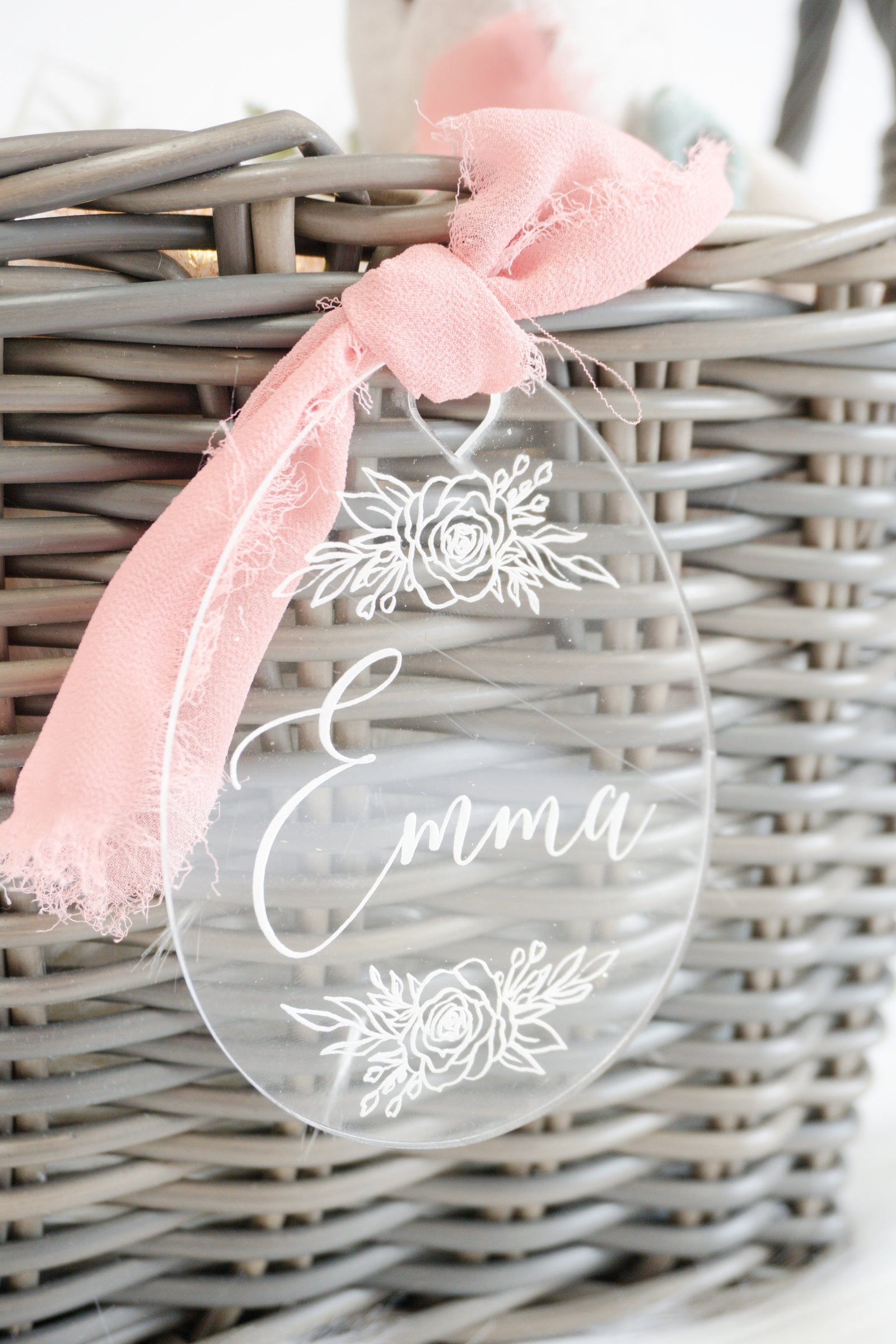 Easter Basket Tag - Engraved Floral Egg