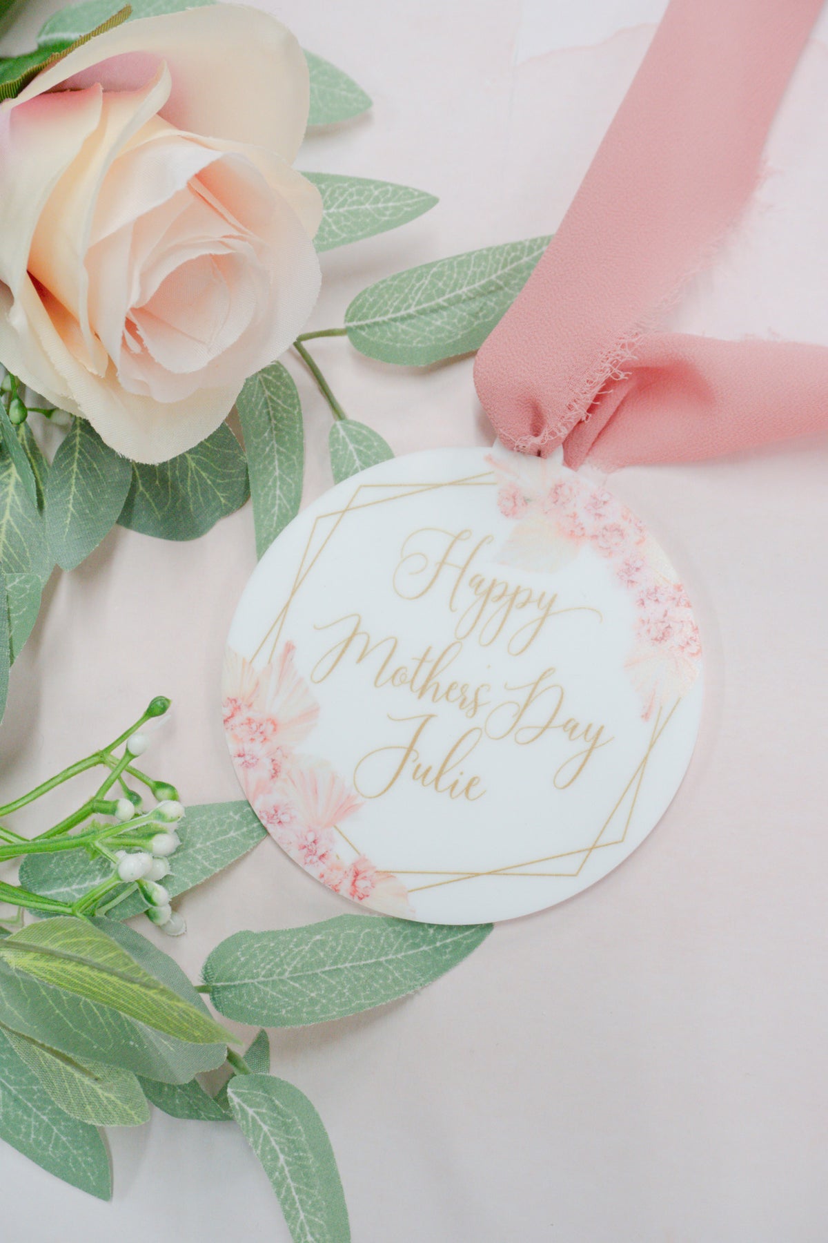 Happy Mother&#39;s Day Custom Ornament