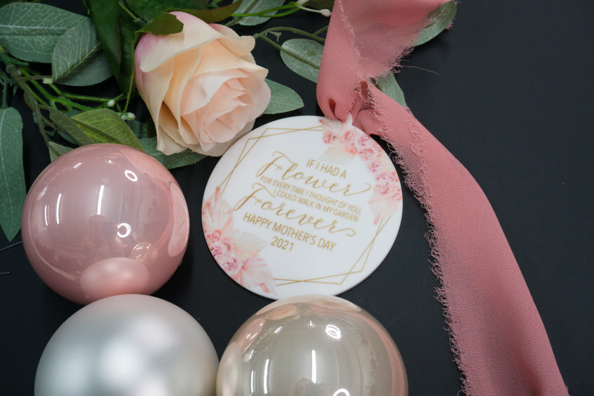 Happy Mother&#39;s Day Flowers Ornament